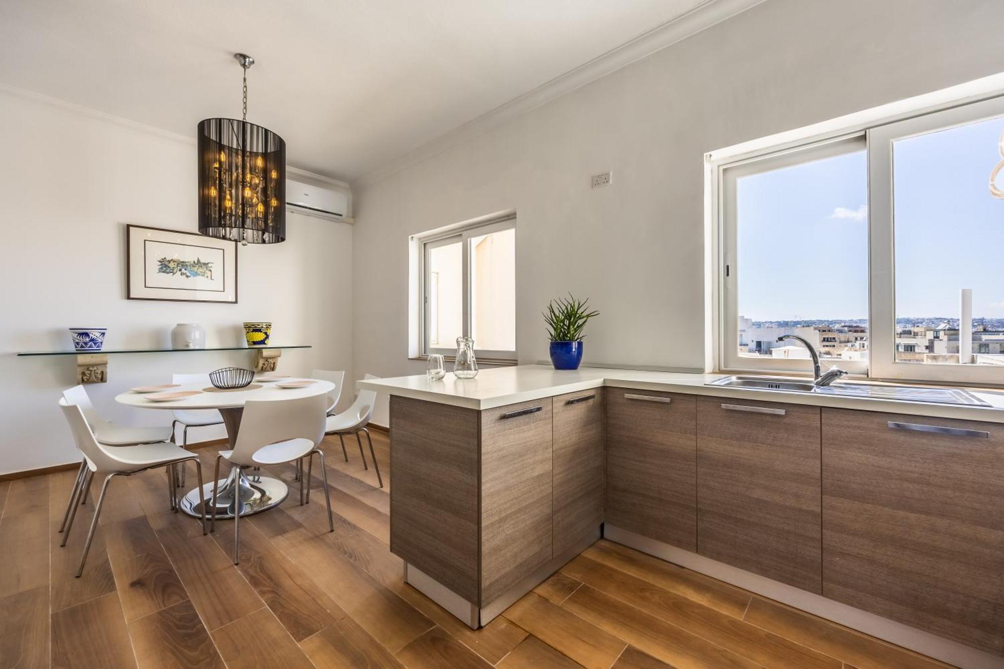 Апартаменти Stunning - Seaview Penthouse 3-Bed + Parking Сліма Екстер'єр фото
